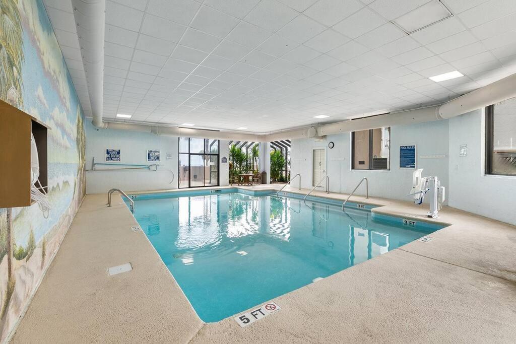 Cabana Palms - Oceanfront Renovated King Bed Sauna Myrtle Beach Bagian luar foto