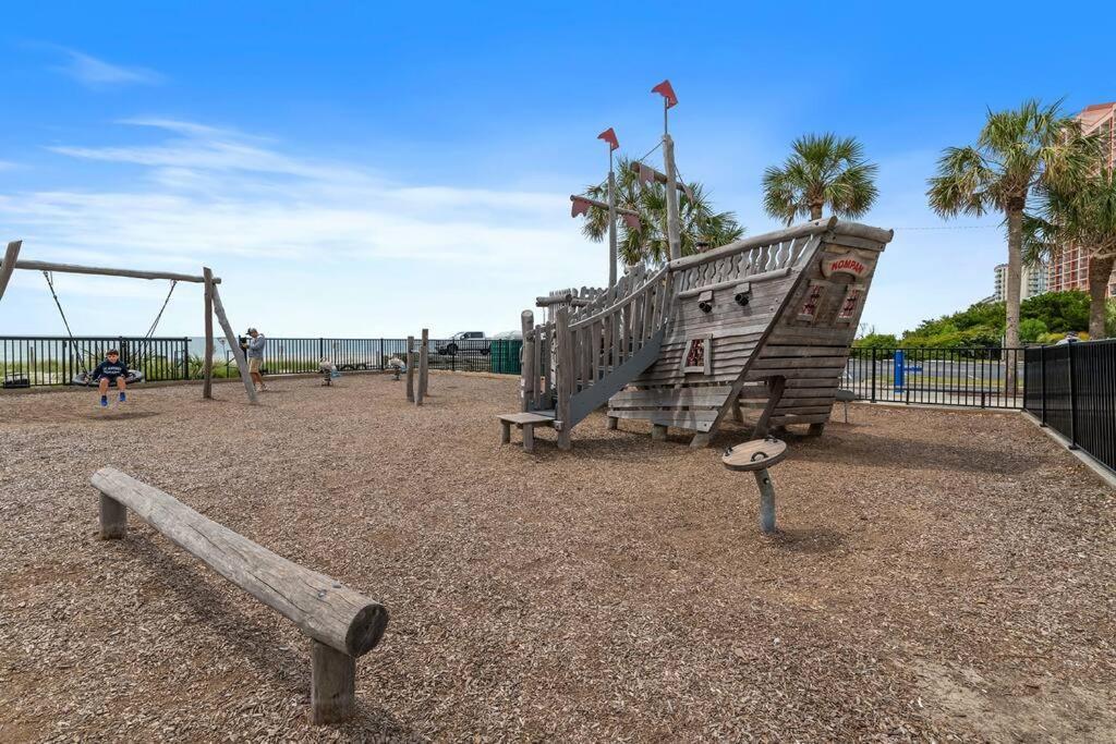 Cabana Palms - Oceanfront Renovated King Bed Sauna Myrtle Beach Bagian luar foto