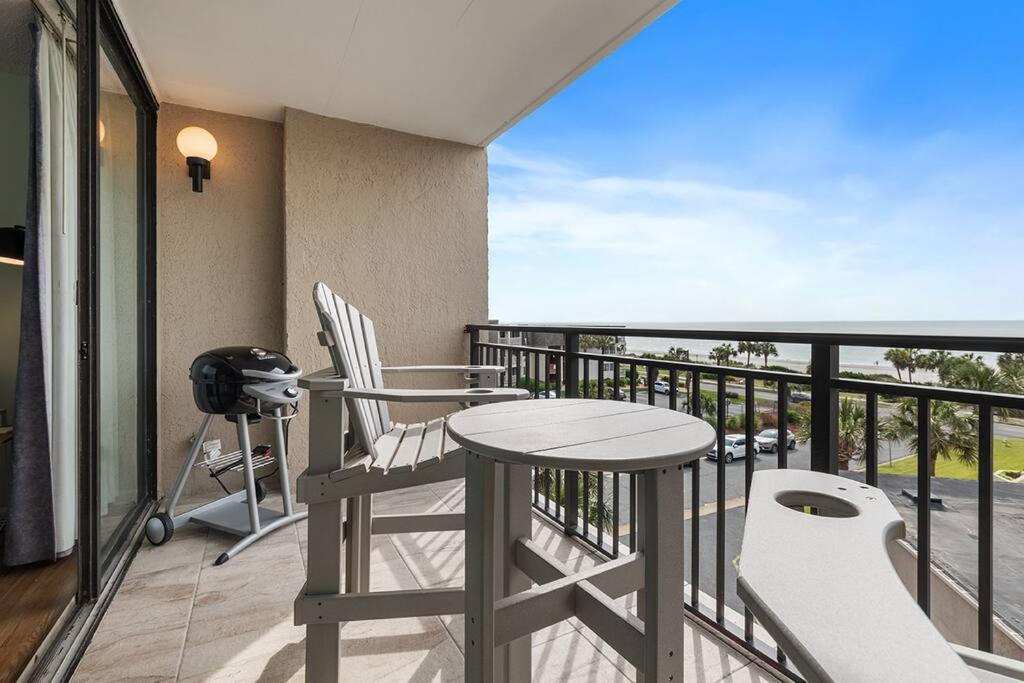 Cabana Palms - Oceanfront Renovated King Bed Sauna Myrtle Beach Bagian luar foto